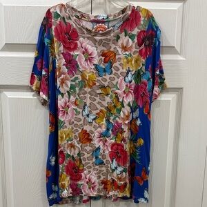 Johnny Was Mayflower Leopard Butterfly Floral Favorite Tee, XL bamboo blend.
